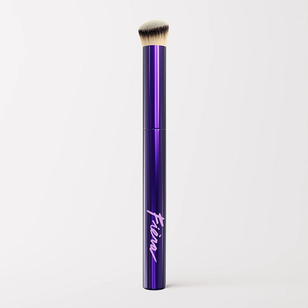 Contoured Concealer Brush